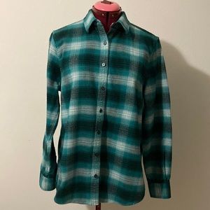 LAND’S END plaid buttoned shirt size 12 Color green, blue and grey. 100% cotton